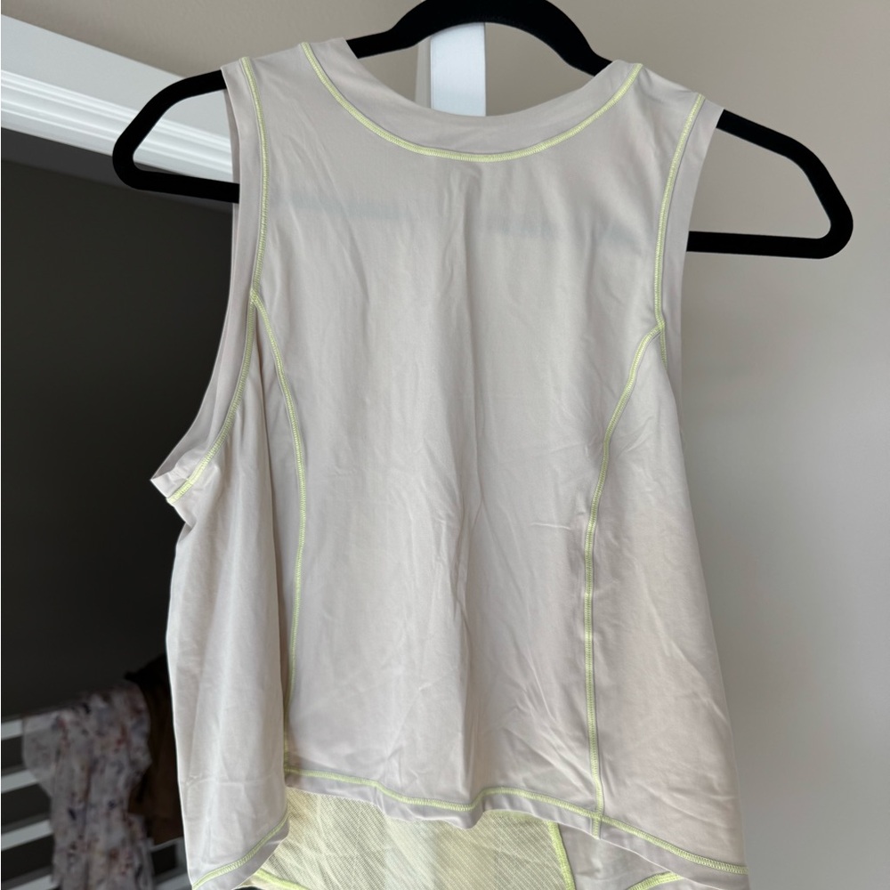 lululemon Women's Sleeveless Athletic Top